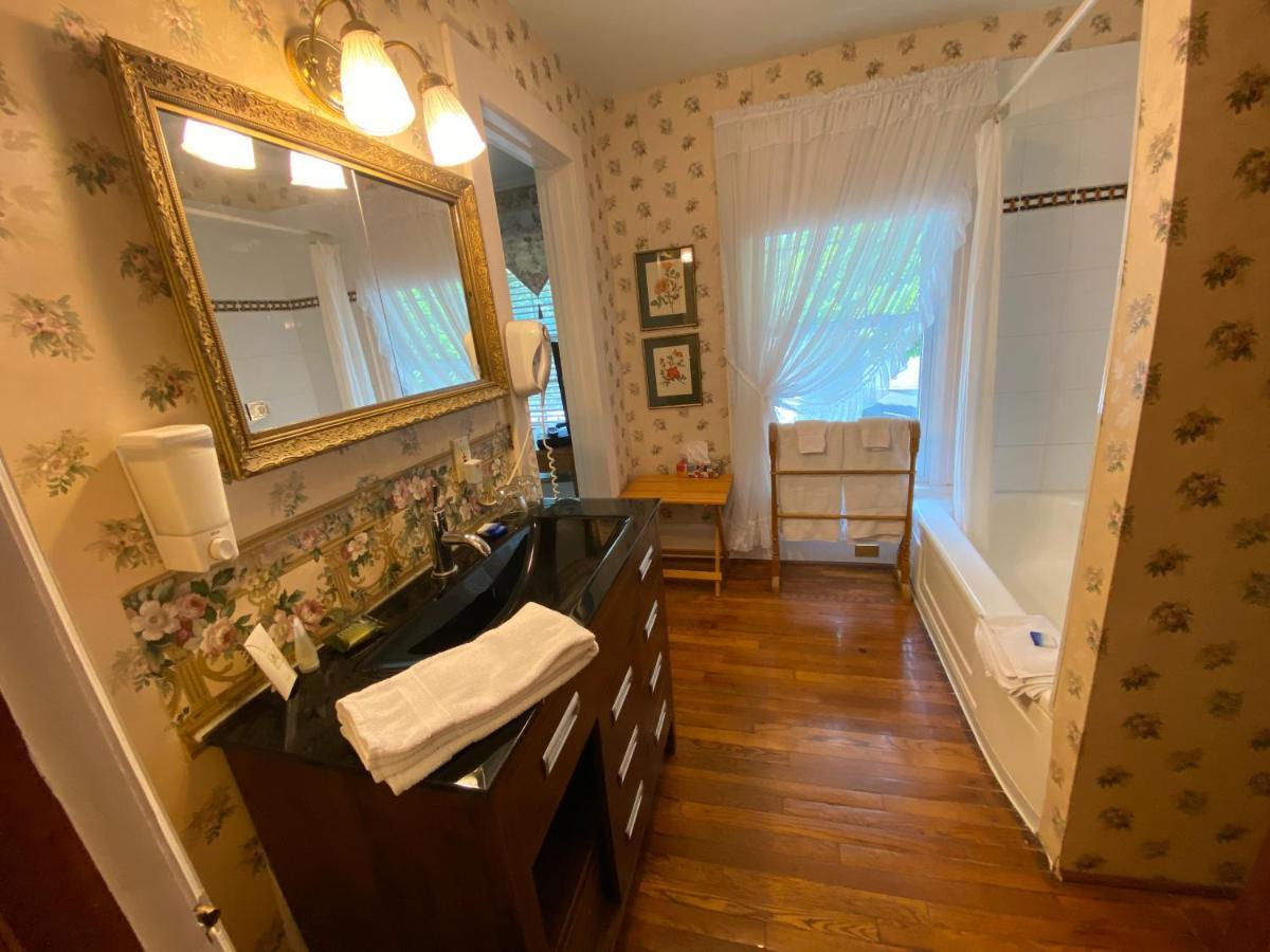 Bernard Gray Hall Bed And Breakfast Niagara-on-the-Lake Eksteriør bilde